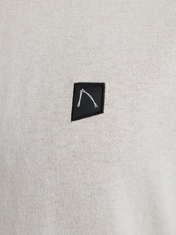 T-Shirt 'Mateo' CHASIN' en gris
