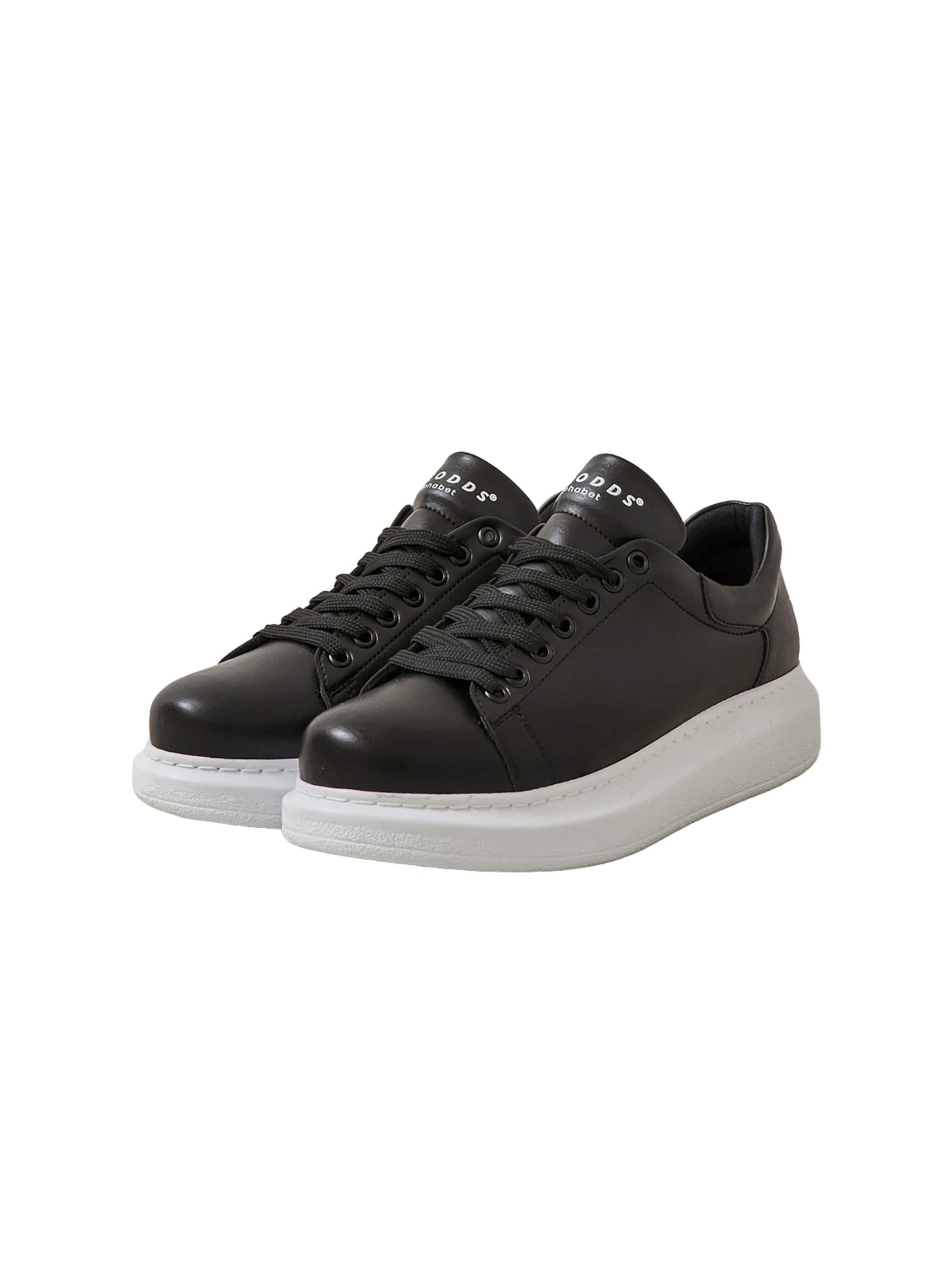 THE ODDS Sneakers laag 'Carbon black sneakers ' in Zwart