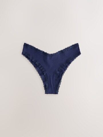 Next Slip in Blau