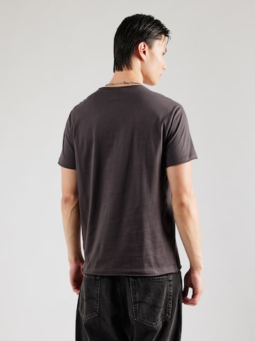 T-Shirt 'OASIS' AMPLIFIED en gris