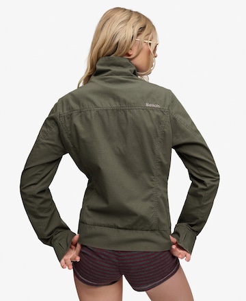 Veste mi-saison 'Bench X Superdry & Co' BENCH en vert