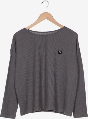 DKNY Sweater & Cardigan in L in Grey: front