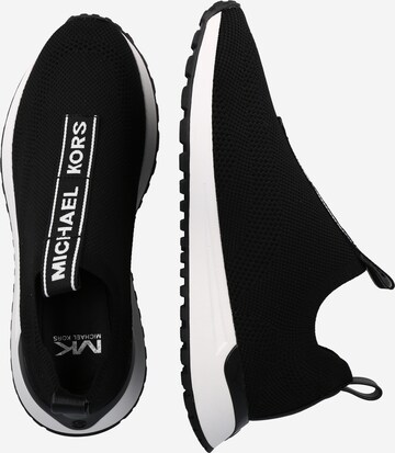 Michael Kors Спортни обувки Slip On 'MILES' в черно