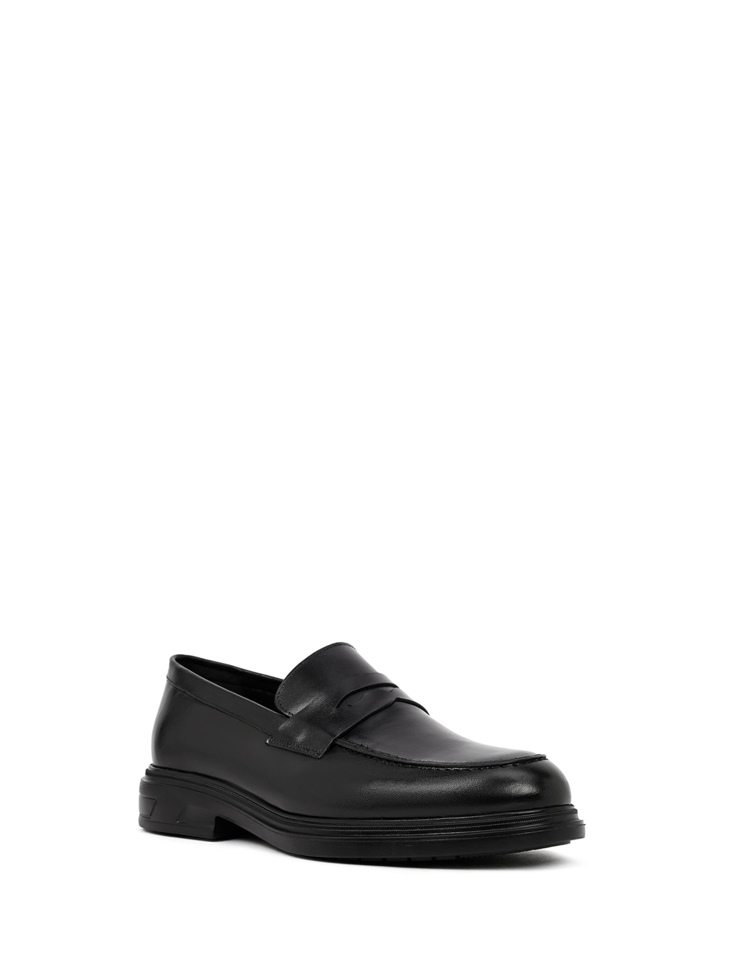 Chaussure basse Derimod en noir
