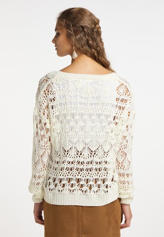 IZIA Knit Cardigan in White