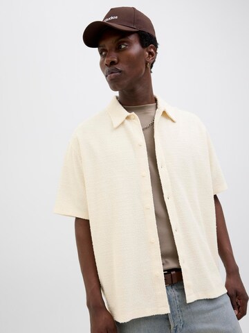 Fit confort Chemise JACK & JONES en blanc