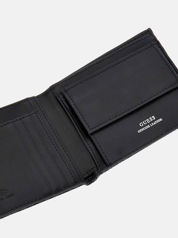 GUESS Wallet 'Madrid' in Black