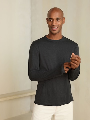 Next Bluser & t-shirts 'Supima®' i sort: forside