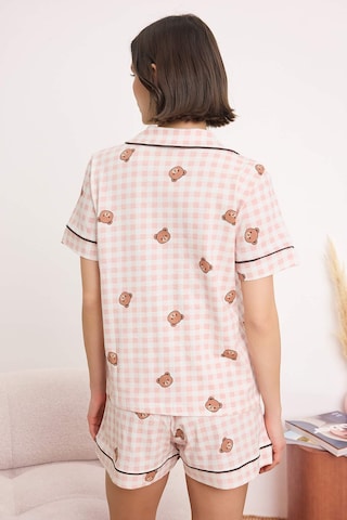 Trendyol - Pijama de pantalón corto en rosa