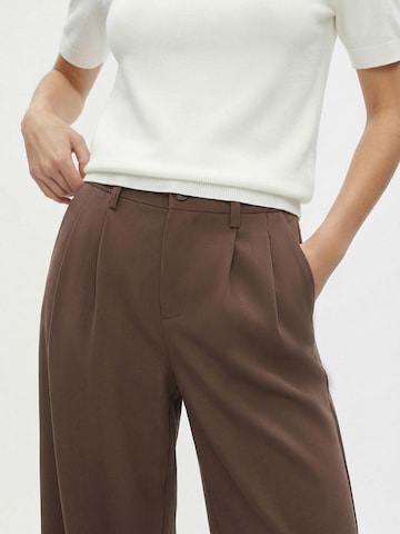 Everly Wide leg Παντελόνι πλισέ σε καφέ