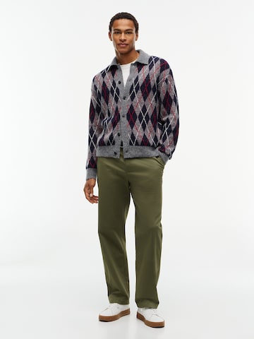 TOMMY HILFIGER Strickjacke in Grau