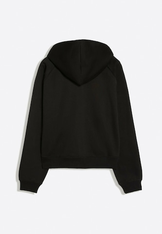 Bershka Collegetakki värissä musta