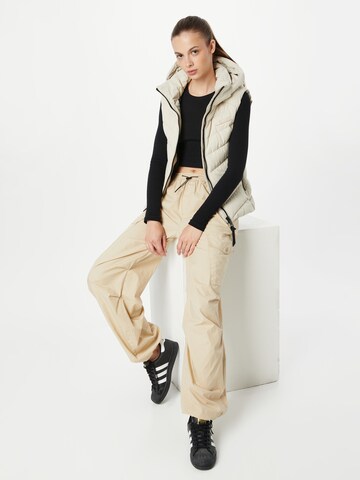 Superdry Bodywarmer in Beige