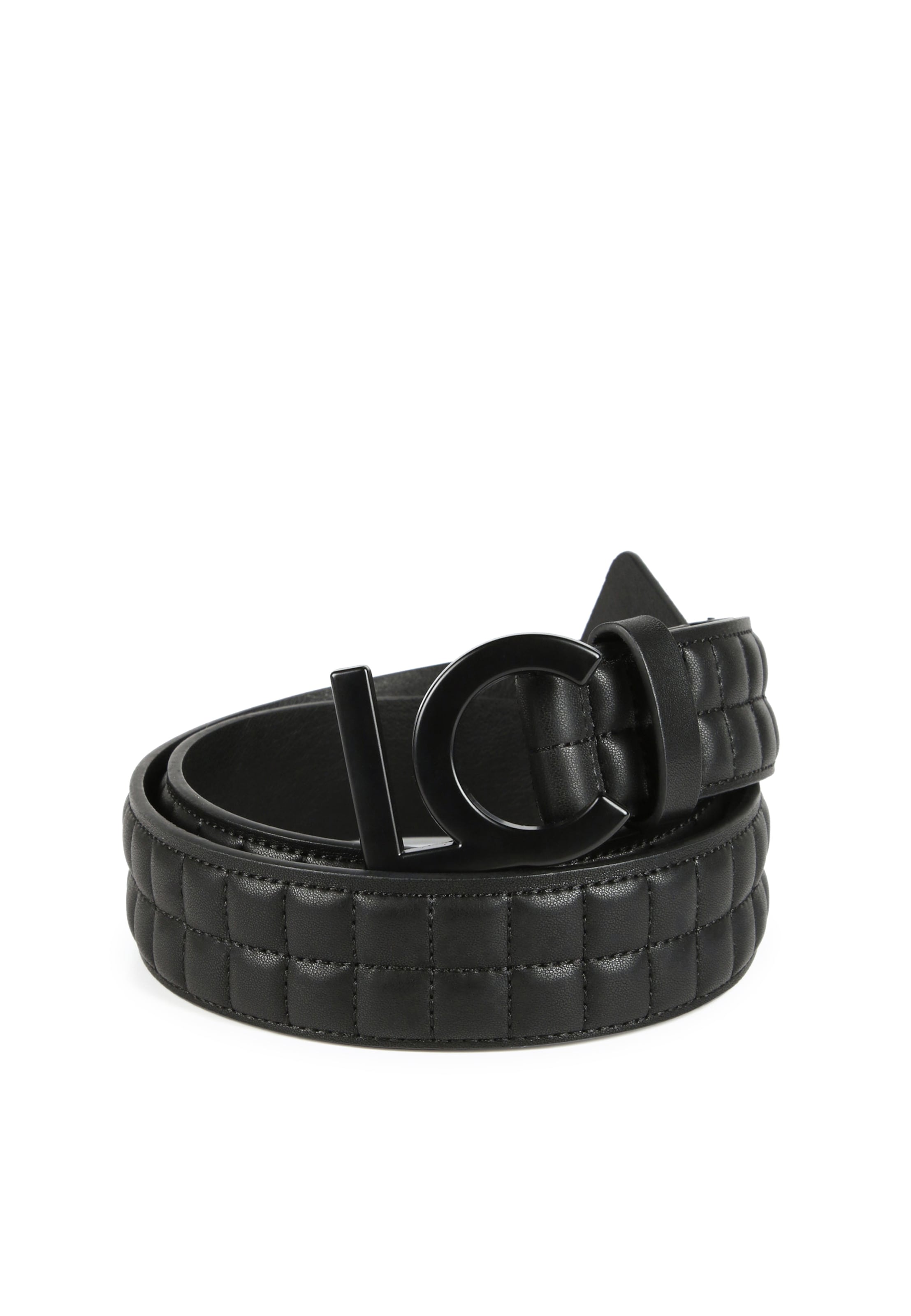 Lola Casademunt Riem in Zwart