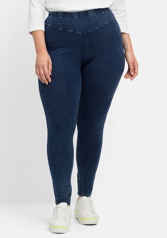 SHEEGO Skinny Leggings in Blue: front