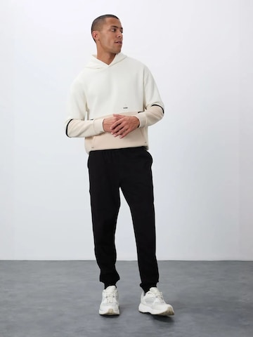 Tommy Life Regular Jogginghose in Schwarz