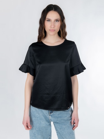 Influencer Μπλούζα σε μαύρο: μπροστά