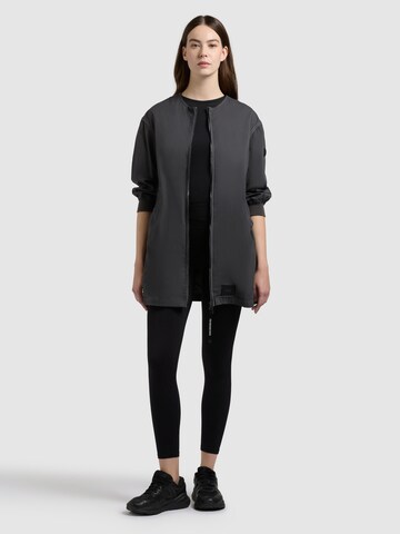 khujo Átmeneti kabátok 'Jayla' - szürke: elől