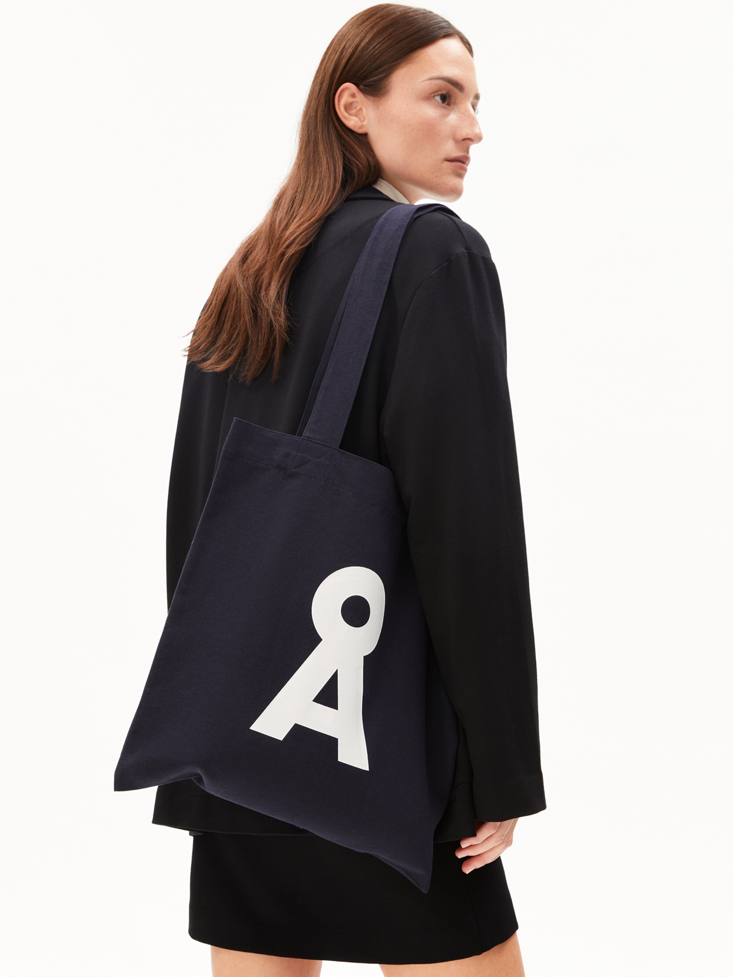 ARMEDANGELS Shopper in Blauw: voorkant