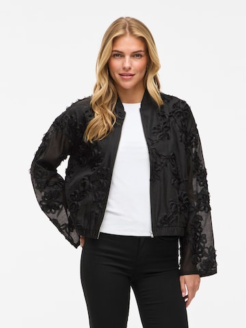 VILA Between-Season Jacket in Black: front