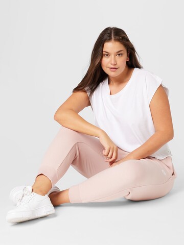 Nike Sportswear Zúžený strih Športové nohavice - ružová