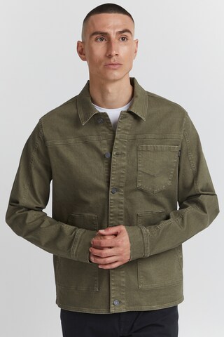 11 Project Between-Season Jacket 'Detrik' in Green: front