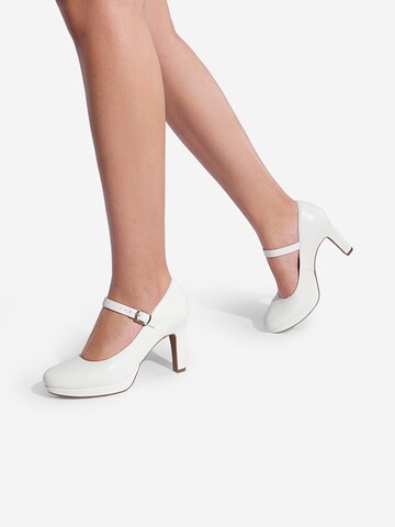 Escarpins Dream Pairs en blanc