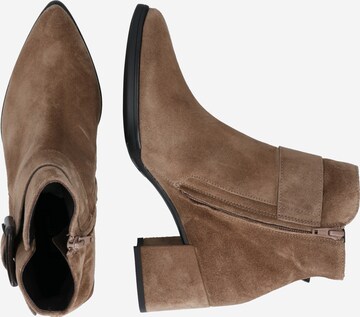 Paul Green Ankle Boots in Beige