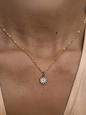 Made by Nami Necklace 'Blume' in White
