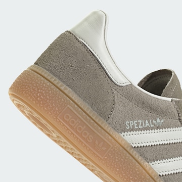 ADIDAS ORIGINALS Sneakers laag 'Handball Spezial' in Grijs