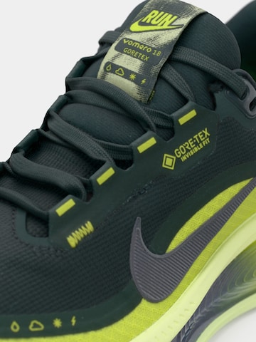 Chaussure de course 'Vomero 18' NIKE en vert