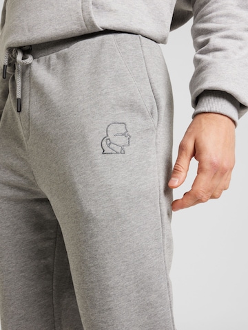 Effilé Pantalon Karl Lagerfeld en gris