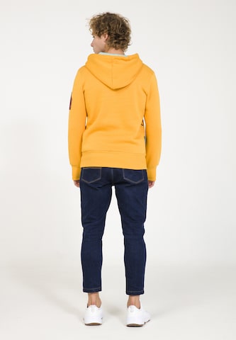 Pull-over PLUS EIGHTEEN en jaune