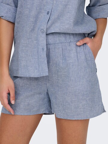 JDY Regular Shorts 'THEA' in Blau