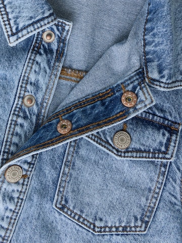 NAME IT - Blusa en azul