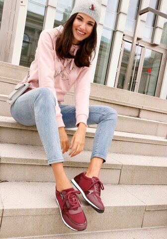 LASCANA Sneakers in Red