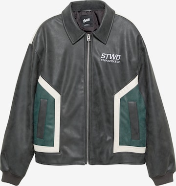 Pull&Bear Välikausitakki 'STWD' värissä musta: etupuoli