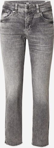 Jean 'RICH' MAC en gris : devant