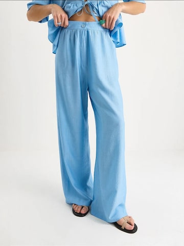 Bianco Lucci - Calças de fato em azul