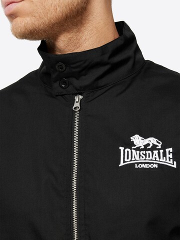 LONSDALE Jacke 'Acton Harrington' in Schwarz