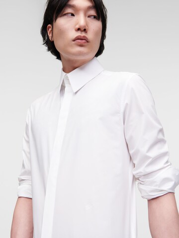 Coupe regular Chemise Karl Lagerfeld en blanc