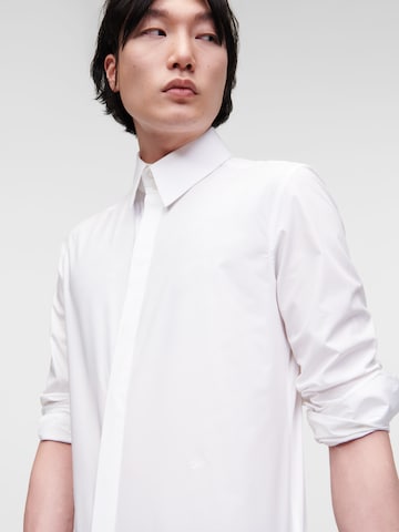 Karl Lagerfeld Regular Fit Paita värissä valkoinen