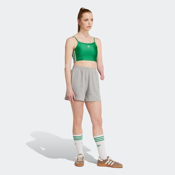 ADIDAS ORIGINALS Avar lõige Püksid 'Essentials', värv hall