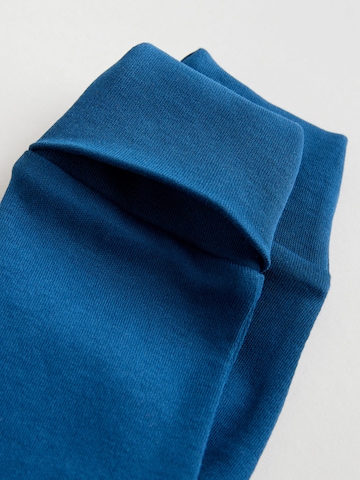 Next Yöpuku värissä beige