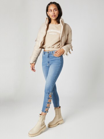 Hoermanseder x About You Skinny Jeans 'Fleur' in Blau