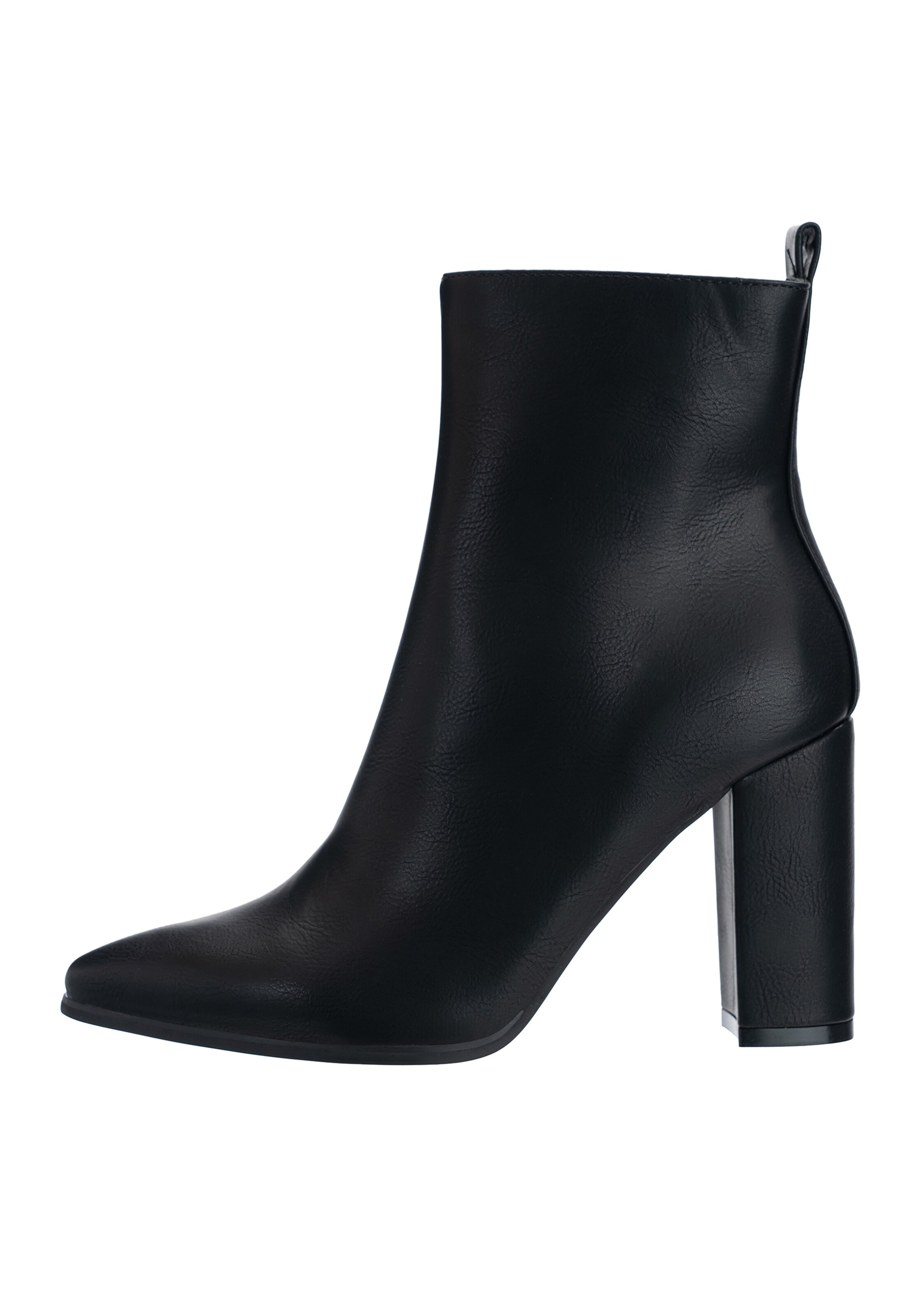 Salinyang Bootie in Black