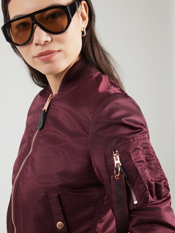 ALPHA INDUSTRIES Tussenjas in Rood