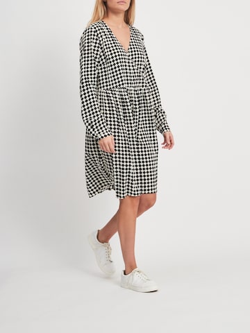 VILA Dress 'HIGH CHECKS' in Black