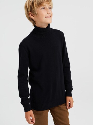 WE Fashion Sweater in Black: front