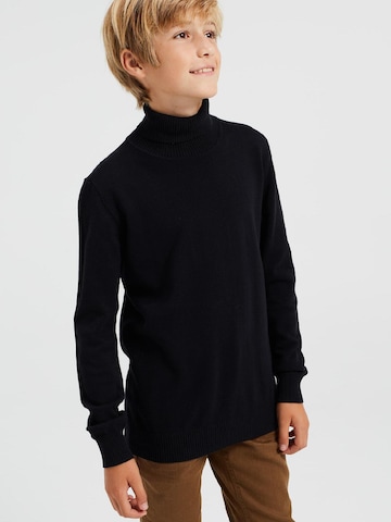 WE Fashion Sweater in Black: front